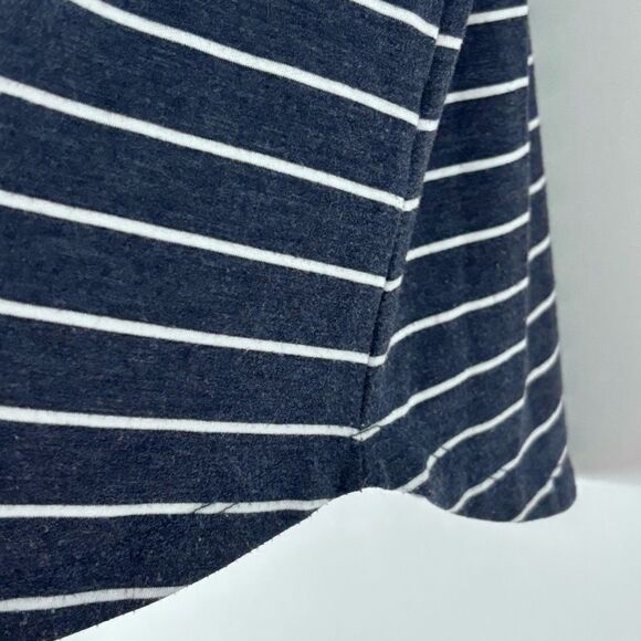 Pink Clover XL back button detail dark blue & white stripe hi lo tee - Picture 4 of 9